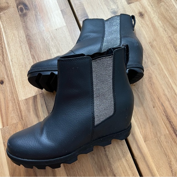 Sorel Joan of Arctic Wedge II Chelsea Boots Black Size 5 - Picture 1 of 10